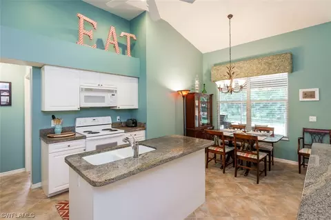 22109 Seashore Cir, Estero, FL 33928 photo 6