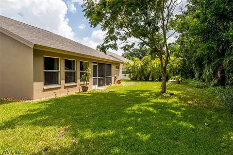 22109 Seashore Cir, Estero, FL 33928 photo 15