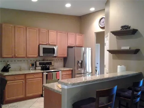 4024 Kent Ct, Naples, FL 34116 photo 9