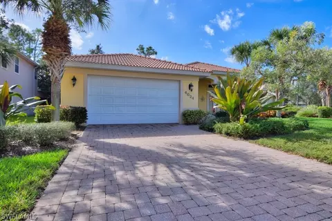 4024 Kent Ct, Naples, FL 34116 photo 3