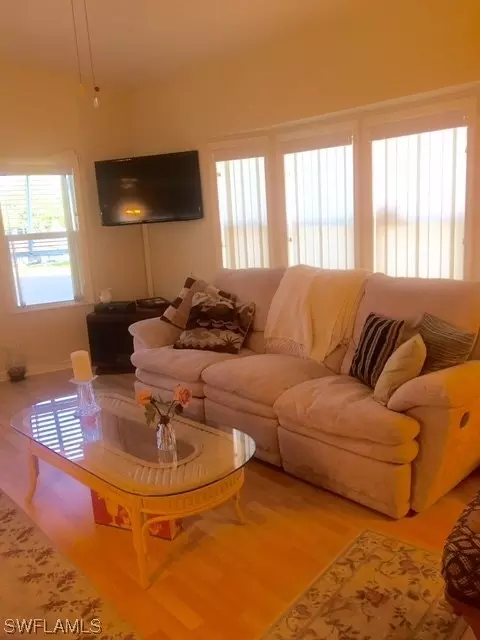 20041 Cumberland Ct, Estero, FL 33928 photo 4