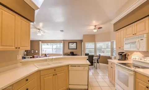 21286 Braxfield Loop, Estero, FL 33928 photo 5