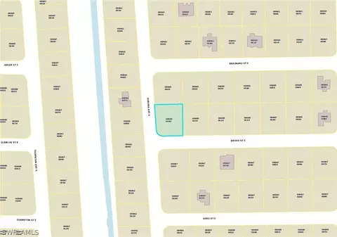 917 Broad St E, Lehigh Acres, FL 33974 photo 2