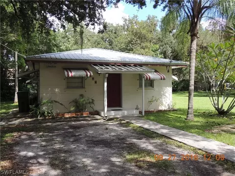 298 3rd Ave, Labelle, FL 33935 photo 1