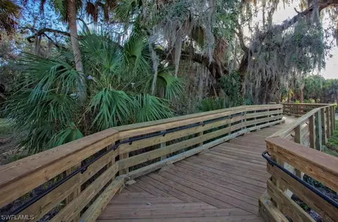 21276 Estero Vista Ct, Estero, FL 33928 photo 5