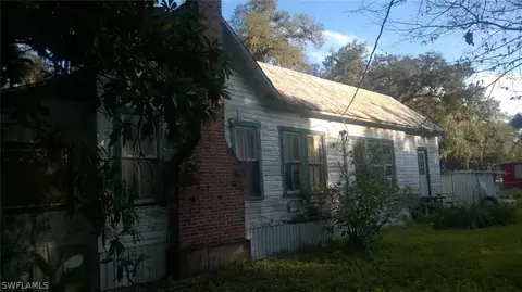 21 Fraser Ave, Labelle, FL 33935 photo 2