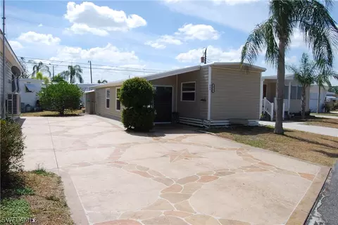 20581 Basin Dr, Estero, FL 33928 photo 1