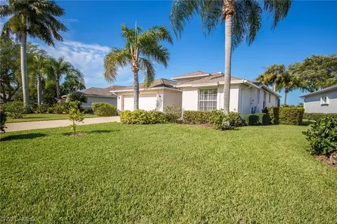 20740 Persimmon Pl, Estero, FL 33928 photo 1