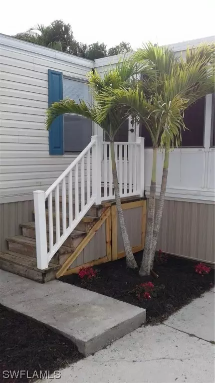 11661 Stringfellow Rd, Bokeelia, FL 33922 photo 4