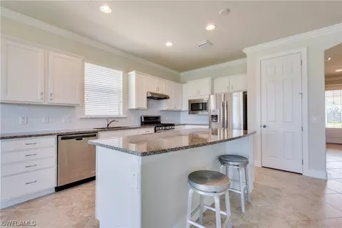 10631 Jackson Square Dr, Estero, FL 33928 photo 5