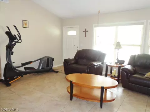 8024 Royal Cir, Labelle, FL 33935 photo 2