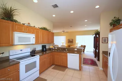 9415 Springview Loop, Estero, FL 33928 photo 2