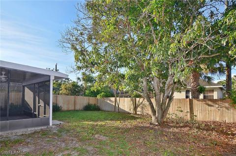 754 97th Ave N, Naples, FL 34108 photo 21