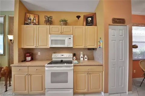 9403 Springview Loop, Estero, FL 33928 photo 8