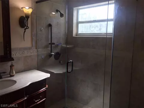 3597 E 10th Ave, Hialeah, FL 33013 photo 8