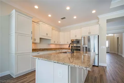 5721 Anegada Dr, Naples, FL 34113 photo 11