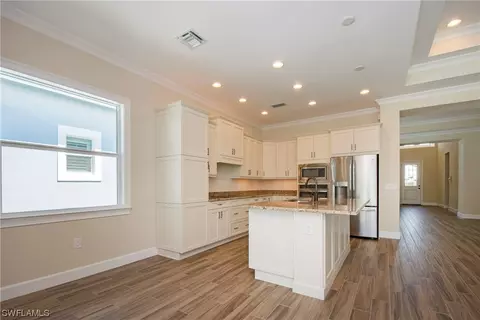 5721 Anegada Dr, Naples, FL 34113 photo 7