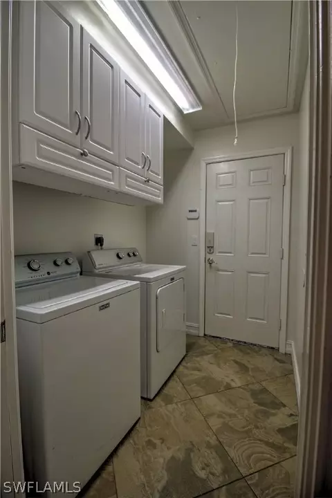 5248 Maple Ln, Naples, FL 34113 photo 15