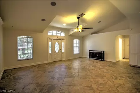 5248 Maple Ln, Naples, FL 34113 photo 9