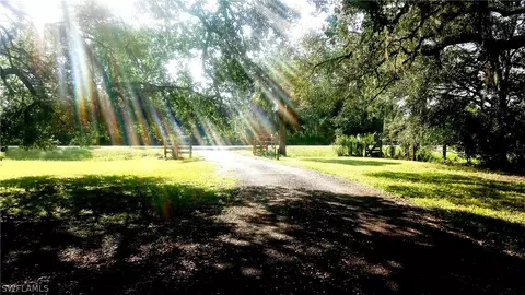 1147 Ortona Locks Rd, Moore Haven, FL 33471 photo 2