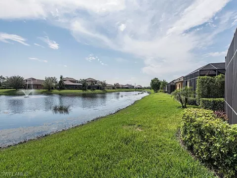 1453 Serrano Cir, Naples, FL 34105 photo 12