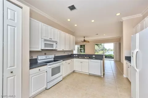 9049 Springview Loop, Estero, FL 33928 photo 6