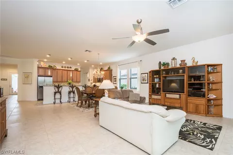 4155 Raffia Dr, Naples, FL 34119 photo 4