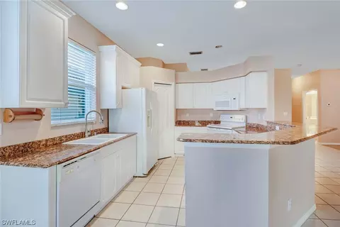 20065 Serre Dr, Estero, FL 33928 photo 6