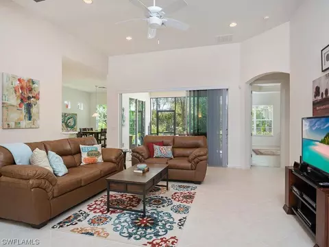 16192 Parque Ln, Naples, FL 34110 photo 3