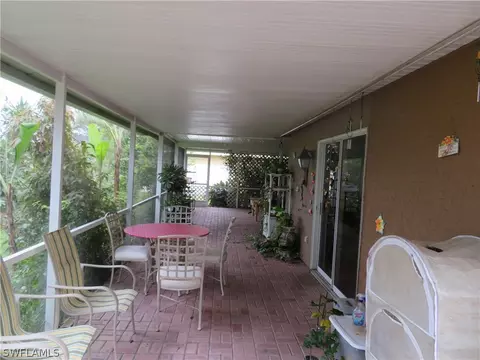 4563 Springview Cir, Labelle, FL 33935 photo 12