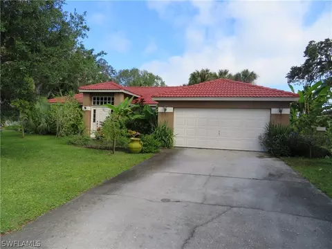 4563 Springview Cir, Labelle, FL 33935 photo 1