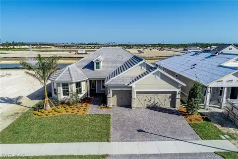 10530 Jackson Square Dr, Estero, FL 33928 photo 2