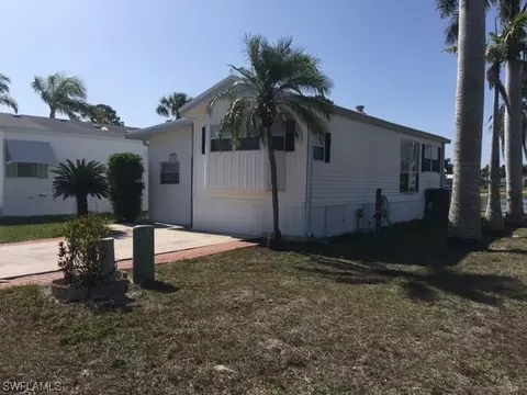 4621 Lincoln Ln E, Estero, FL 33928 photo 2