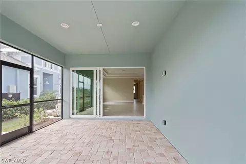 6915 Cay Ct, Naples, FL 34113 photo 2