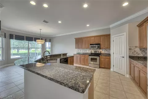 12550 Grandezza Cir, Estero, FL 33928 photo 10