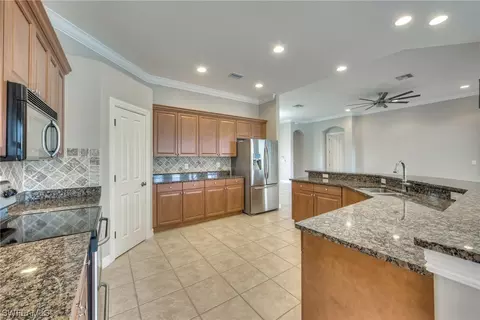 12550 Grandezza Cir, Estero, FL 33928 photo 13