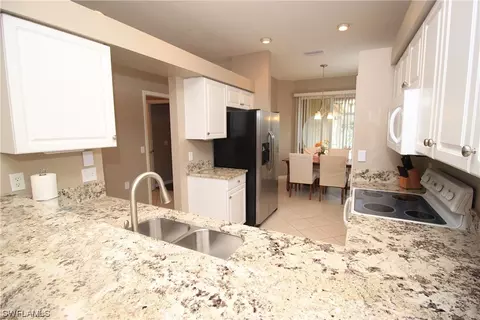 21530 Portrush Run, Estero, FL 33928 photo 11