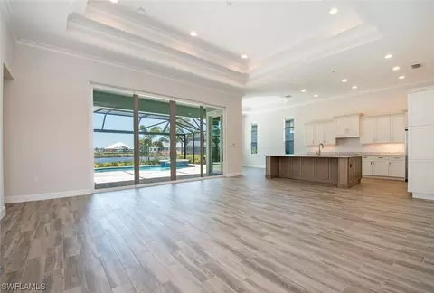 6363 Warwick Ave, Naples, FL 34113 photo 10