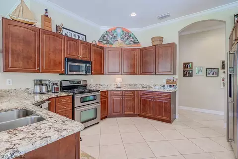 461 Jung Blvd E, Naples, FL 34120 photo 9