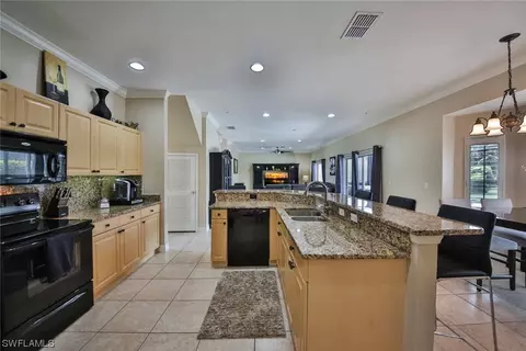 21293 Braxfield Loop, Estero, FL 33928 photo 5