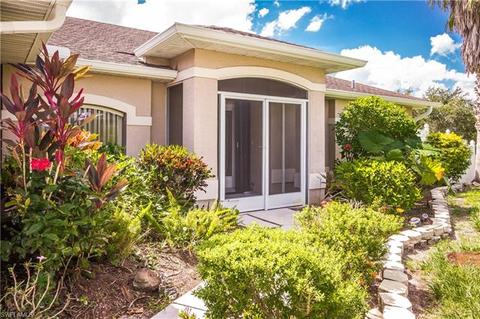 2402 E 14th St, Lehigh Acres, FL 33972 photo 2