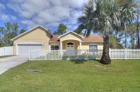 2901 E 23rd St, Alva, FL 33920 photo 1