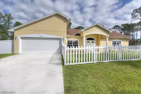 2901 E 23rd St, Alva, FL 33920 photo 5