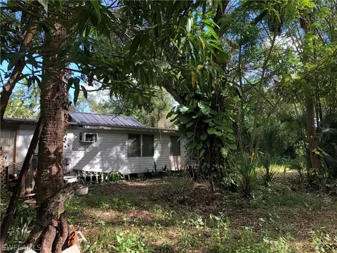 9870 Horne Ln, Estero, FL 33928 photo 5