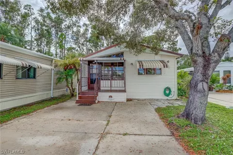 8564 Pepperwood Dr, Estero, FL 33928 photo 27