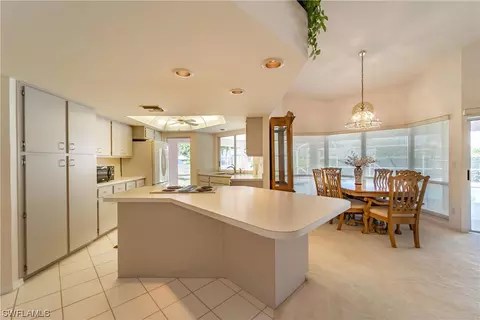 4724 Riverside Dr, Estero, FL 33928 photo 9