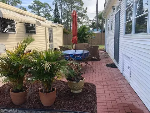 20371 Cumberland Ct, Estero, FL 33928 photo 2
