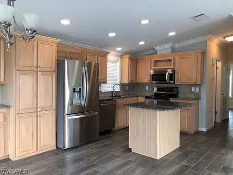 4770 Split Log Ln W, Estero, FL 33928 photo 3