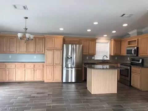 4770 Split Log Ln W, Estero, FL 33928 photo 4