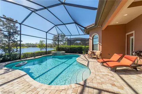 6500 Costa Cir, Naples, FL 34113 photo 2